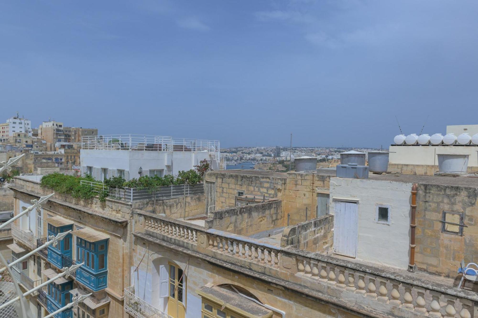 New 1 Bedroom Apartment In Valletta City Centre With Terrace And Views Екстер'єр фото