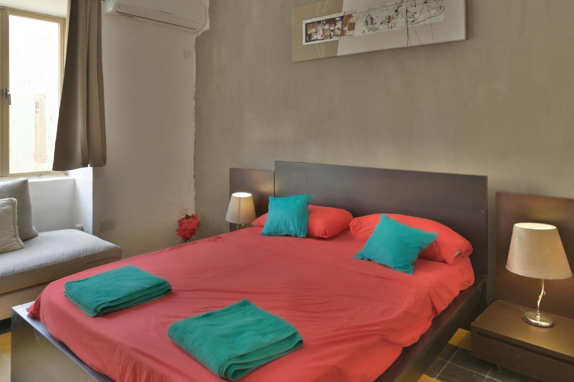 New 1 Bedroom Apartment In Valletta City Centre With Terrace And Views Екстер'єр фото